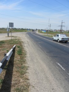 Автостоп после перекрестка, Hitchhiking after the intersection Где надо останавливать машины автостопом, как надо ездить автостопом.