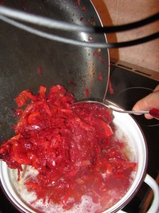 Добавляем зажарку в борщ, Add to borscht zazharku Зачем борщу зажарка, как добавить зажарку в борщь