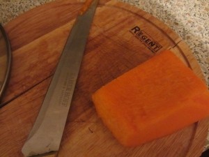 Как очистить тыкву для каши, How to Clean the pumpkin for porridge Чистим тыкву для каши.