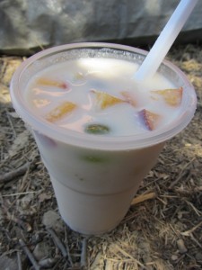 Необычные сладости фрукты в кефире, Drenched fruit yogurt. Вкусняшки сказочного города, сладости на сказочном городе