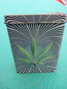 Веселый отдых на форосе, Happy Holidays to Foros коробочка от марихуаны на Форосе.