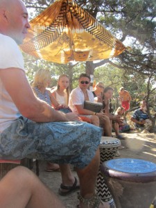 Семинары по музыке в Крыму, Seminars on music in Crimea. Киевский мастер по игре на барабанах дает уроки в Крыму