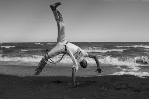 Капоэйра танец, Капоэйра борьба, Капоэйра лучший вид спорта, capoeira-dance-fight-and-sport. Капоэйра спорт, Капоэйра боевой танец, Капоэйра для похудения.