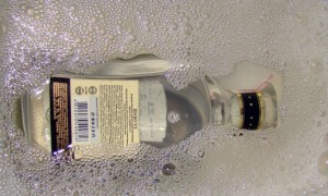 Этап подготовки бутылки к декупажу, Stage of preparation of the bottle to decoupage Этап подготовки бутылки к декупажу