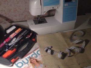 Как научиться шить одежду с нуля, Учимся шить на швейной машинке, Учимся правильно собирать одежду при пошиве, kak-nauchitsya-shit-odezhdu-s-nulya Самостоятельный пошив одежды как хобби и творчество,