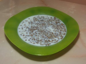 гречневая каша с молоком, гречка на молоке, grechka s molokom
