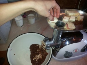 перкрутить продукты для печеночного торта, perekrutit' produkty