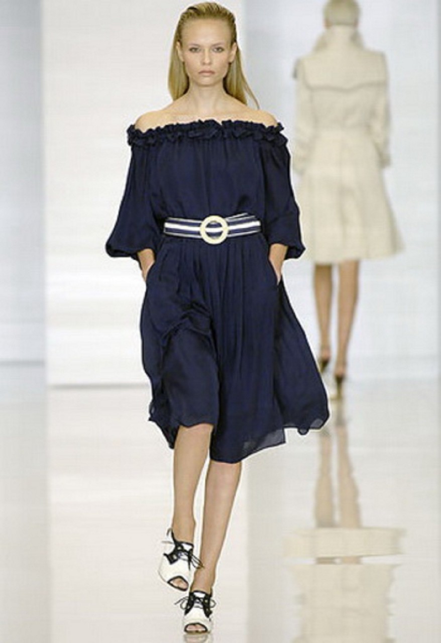 Женское платье в морском стиле