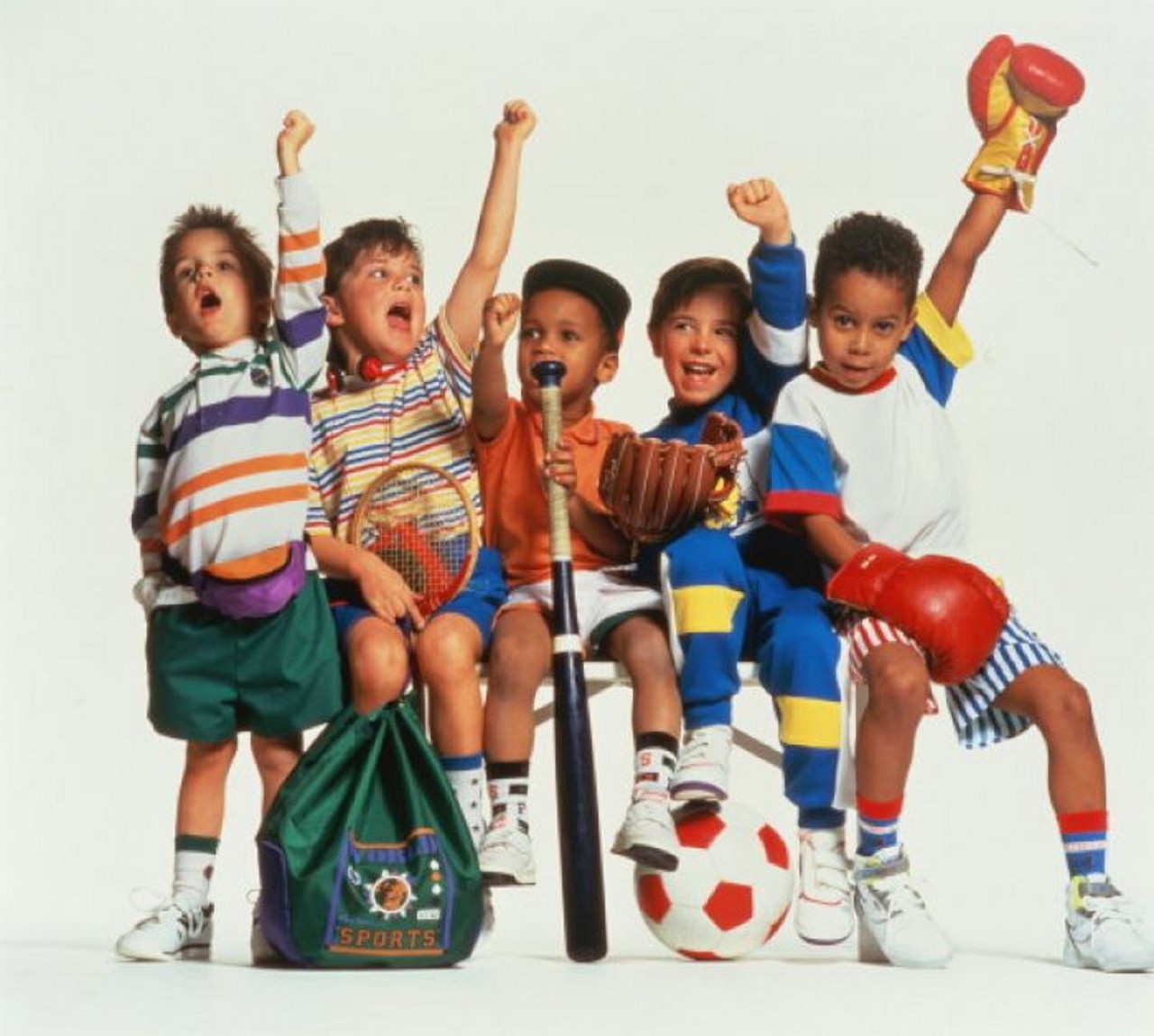 Детская спортивная одежда