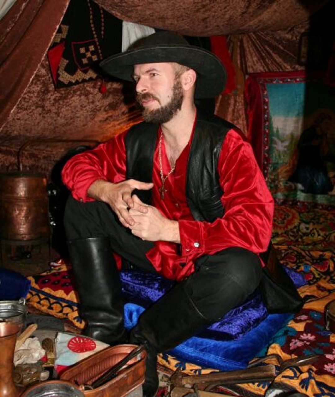 Мужской цыганский костюм