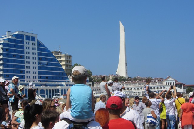 Праздник день Военно Морского Флота в Севастополе 2015, Куда пойти на день Морского флота в Севастополе, Парад кораблей в Севастопольской бухте, Ехать ли в Севастополь на день морского флота Праздник день Военно Морского Флота в Севастополе 2015, Куда пойти на день Морского флота в Севастополе, Парад кораблей в Севастопольской бухте, Ехать ли в Севастополь на день морского флота, Экскурсии, экспозиции, интересные места Севастополя,