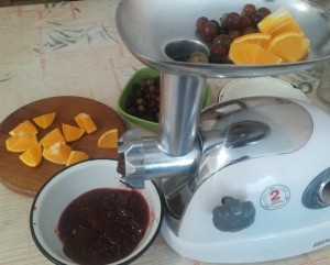 крыжовник и апельсин перерекрутить на мясорубке, kryzhovnik i apel'sin perekrutit'