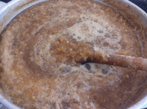 кипящее яблочное повидло, varka povidla