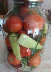 Пошаговый рецепт мариновки помидор с чесноком