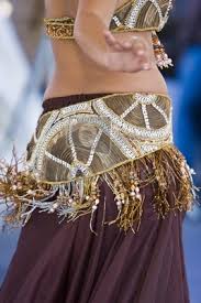 уроки танца живота для начинающих, научиться танцу живота самостоятельно, базовые движения танца живота, техники восточного танца, пластика в танце живота, техники в танце живота, удары в восточном танце