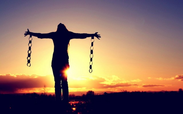 свобода человека, основы свободы, что такое свобода, свобода личности, наша свобода имеет границы, абсолютная свобода, между свободой и зависимостью, что такое абсолют-ная зависимость, абсолютная зависимость, такое устройство мира, ограничение свободы других, абсолютной свободы не существует, свобода выбора, чем больше выбор, тем больше свободы, свобода есть процесс выбора, смысл свободы