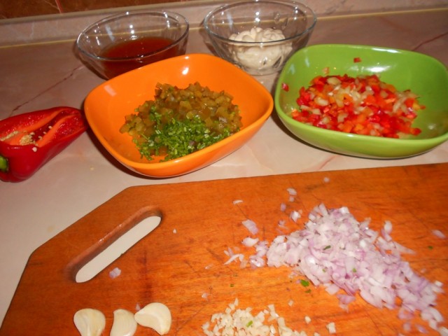 narezanie ovoshhej dlja sousa tysjacha ostrovov